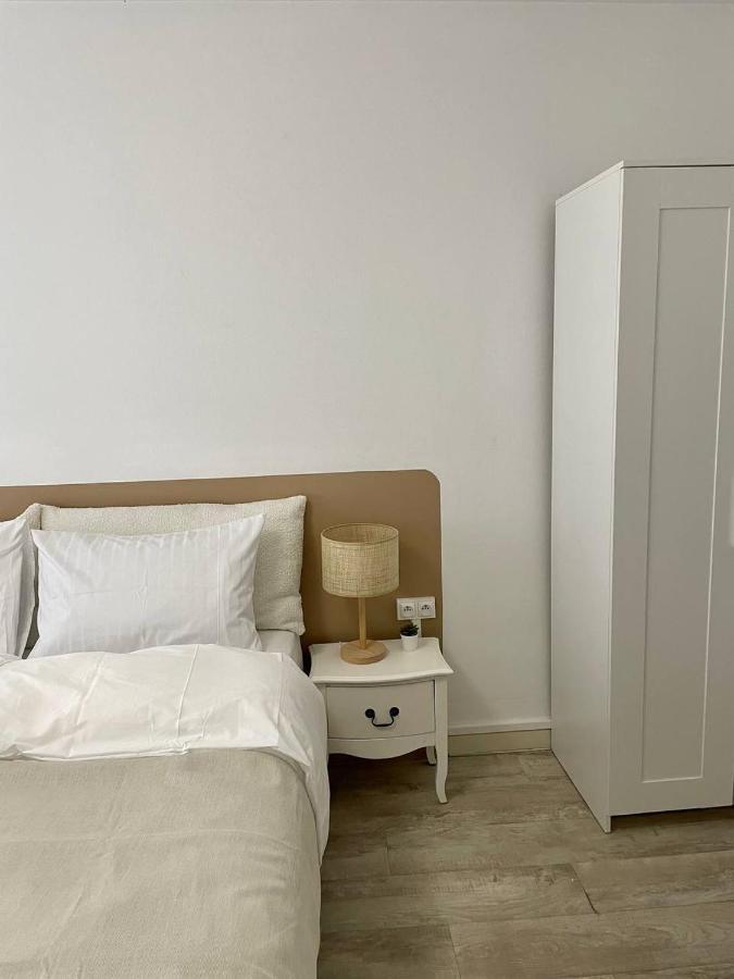 Cozy Appartement Halles Страсбург Экстерьер фото